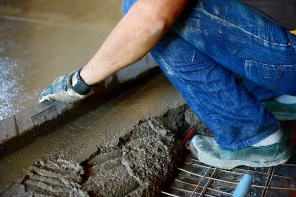 «мокрая» цементно-песчаная стяжка